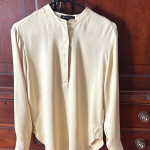 Banana Republic butter yellow top